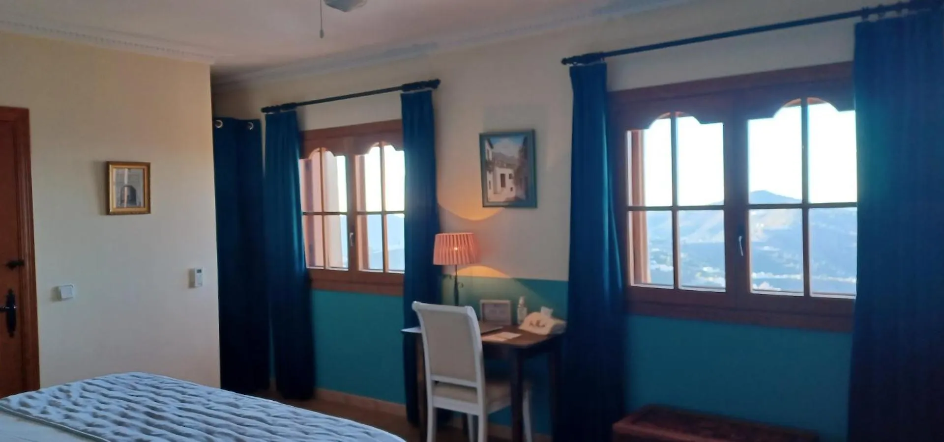 Casa Roble B&B Cómpeta 3*,  España