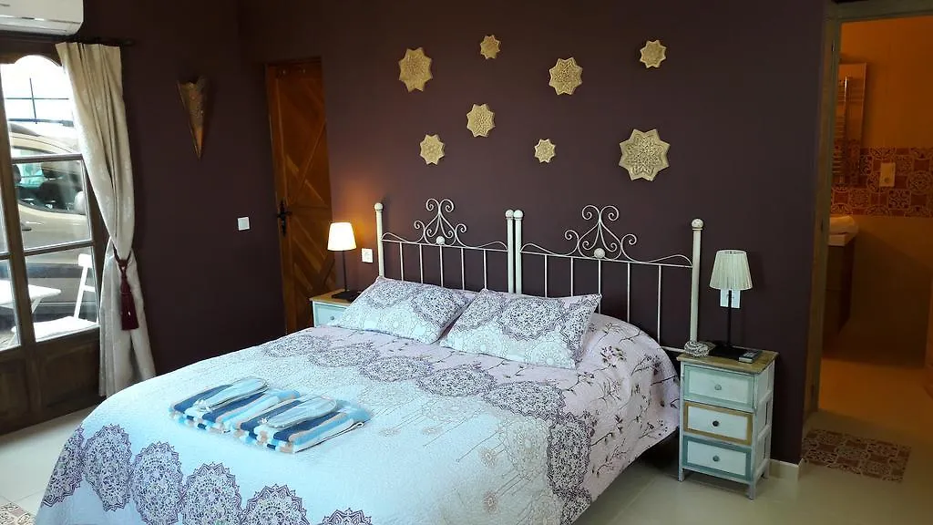*** ベッド・アンド・ブレックファスト Casa Roble B&B Cómpeta スペイン